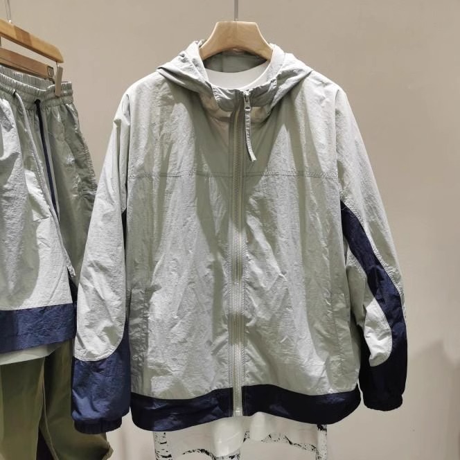 เสื้อแจ็คเก็ตกันแดดสำหรับผู้ชา - Outdoor Sport Brand Jacket บทวิจารณ์และราคา