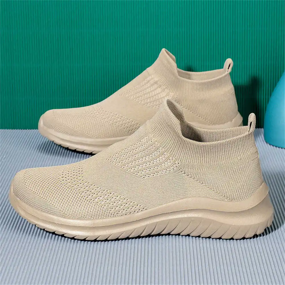 Beige Soft ใหม่รองเท้าเทนนิส M - Outdoor Sport Festival บทวิจารณ์และราคา